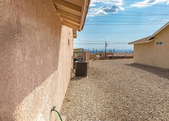Escape - Pool, Spa, View, Pet Friendly * Lake Havasu City
