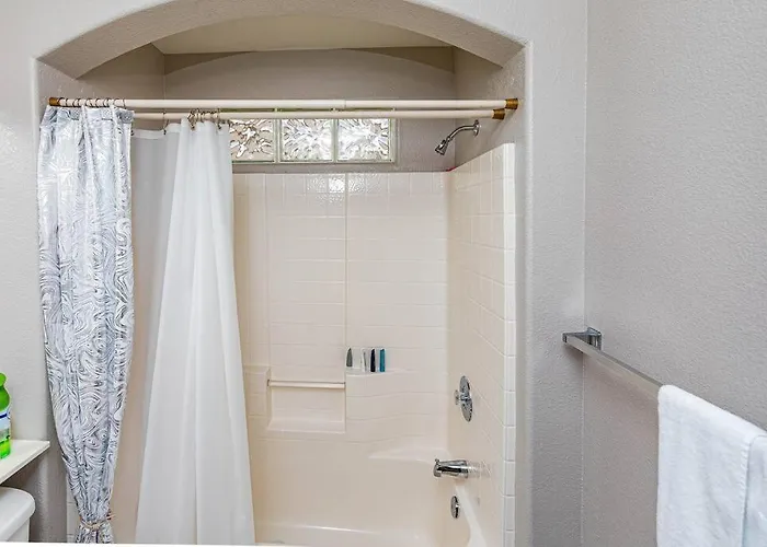 Escape - Pool, Spa, View, Pet Friendly Ferienhaus Lake Havasu City