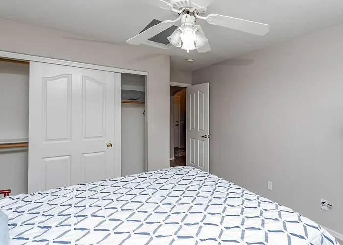 Escape - Pool, Spa, View, Pet Friendly