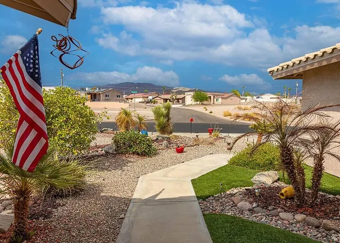 Escape - Pool, Spa, View, Pet Friendly * Lake Havasu City